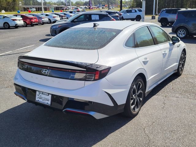 Used 2025 Hyundai Sonata SEL image 2