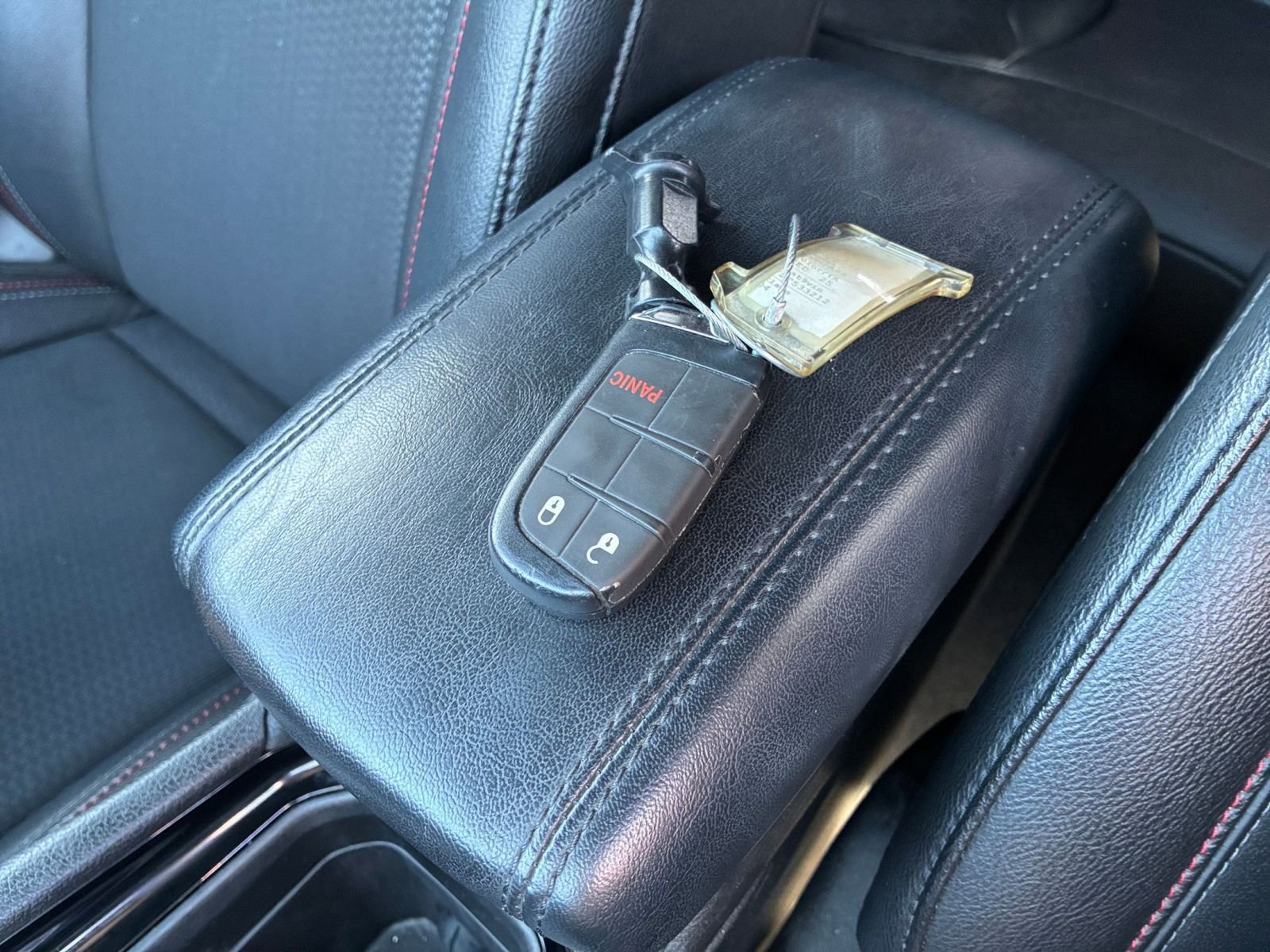 Used 2025 Jeep Compass Trailhawk AWD/4WD image 22