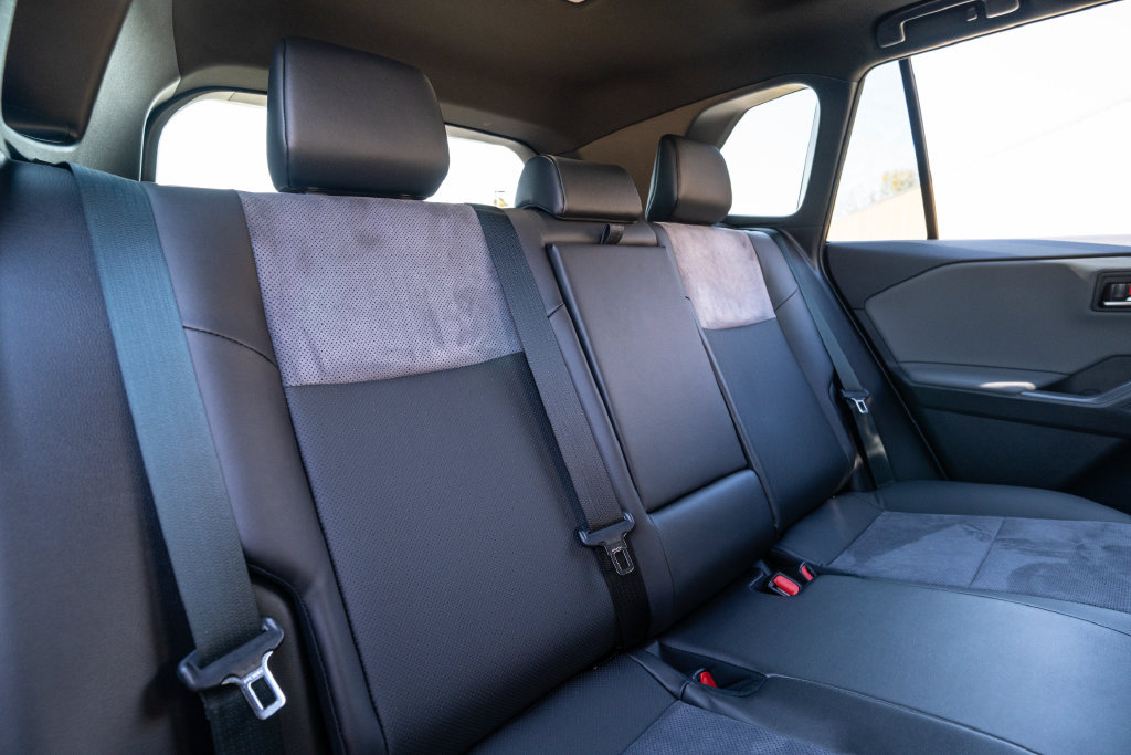 New 2026 Toyota RAV4 XSE w/ Panoramic Sun Roof Package AWD/4WD image 18