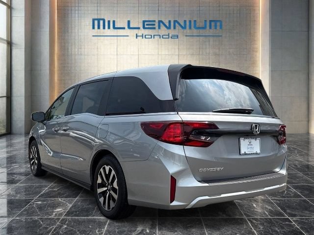 Certified 2026 Honda Odyssey EX-L image 3
