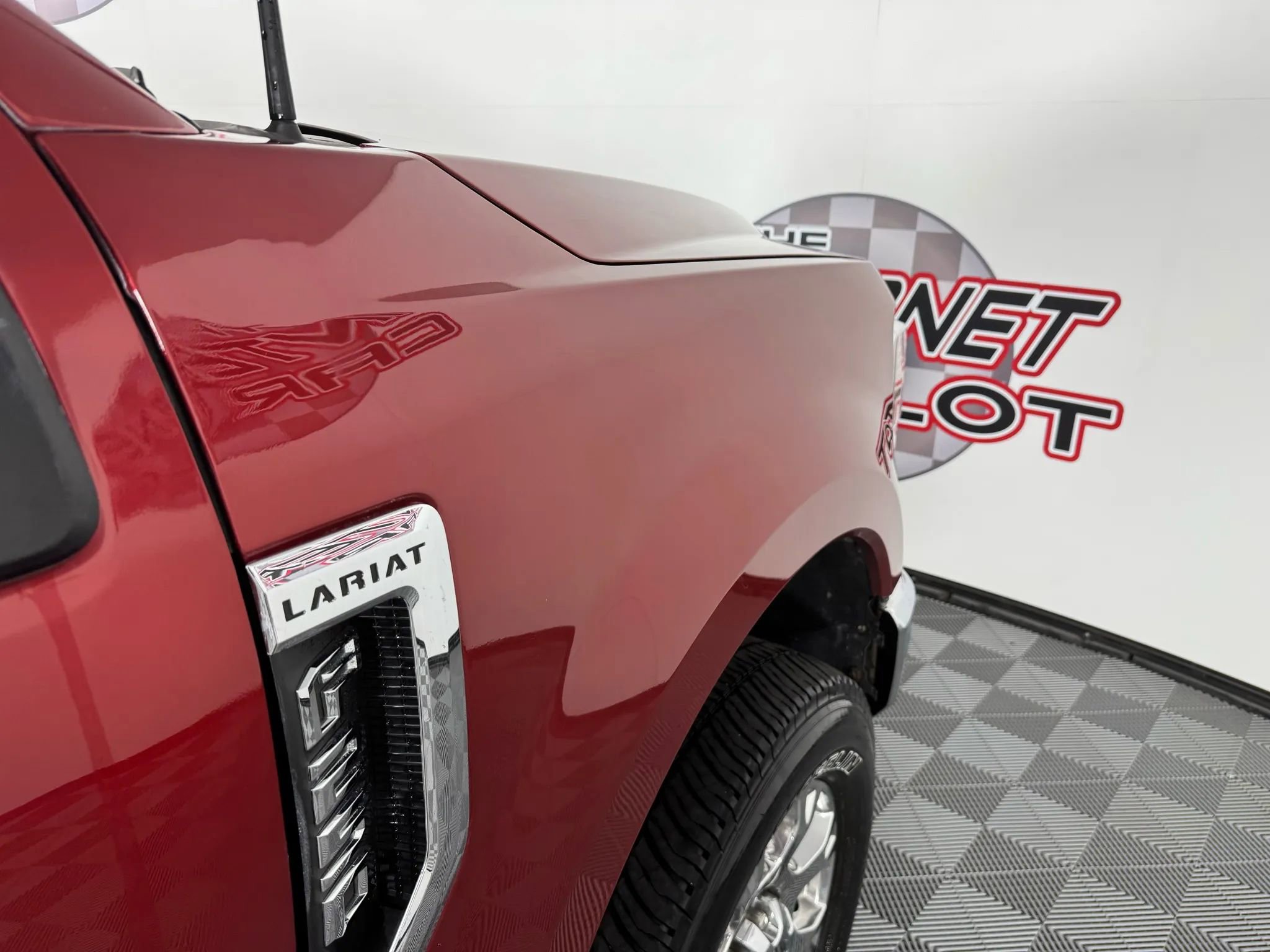 Used 2020 Ford F250 Lariat w/ Lariat Ultimate Package image 32