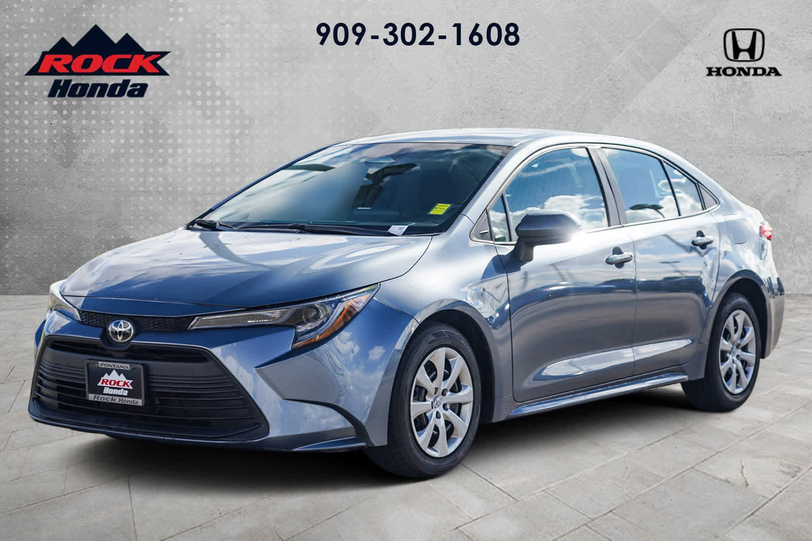 Used 2024 Toyota Corolla LE