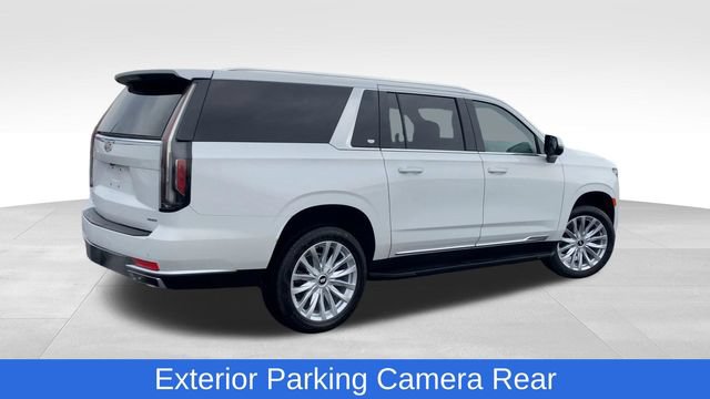 Used 2023 Cadillac Escalade ESV Luxury AWD/4WD image 9