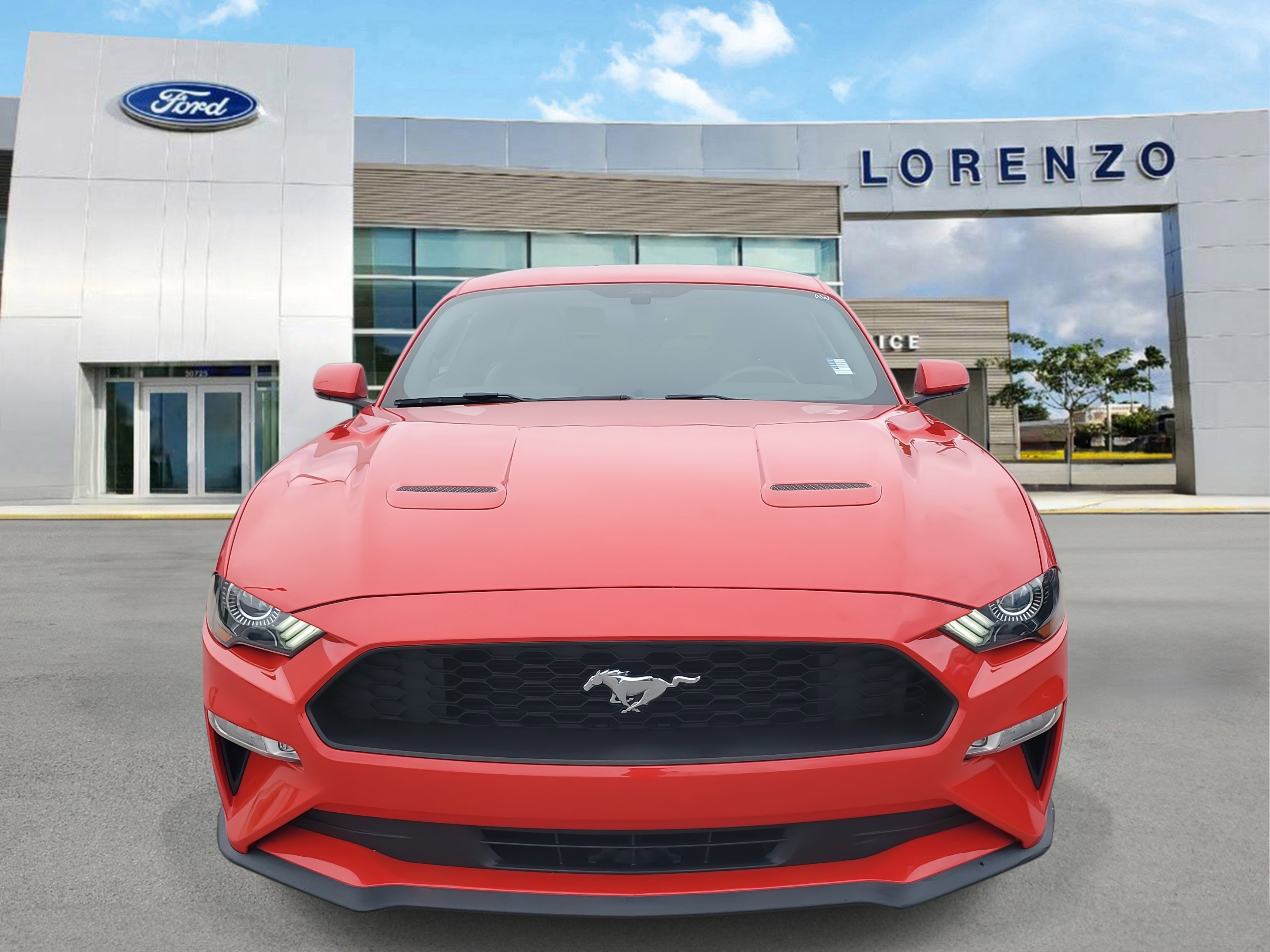 Used 2020 Ford Mustang Premium image 2
