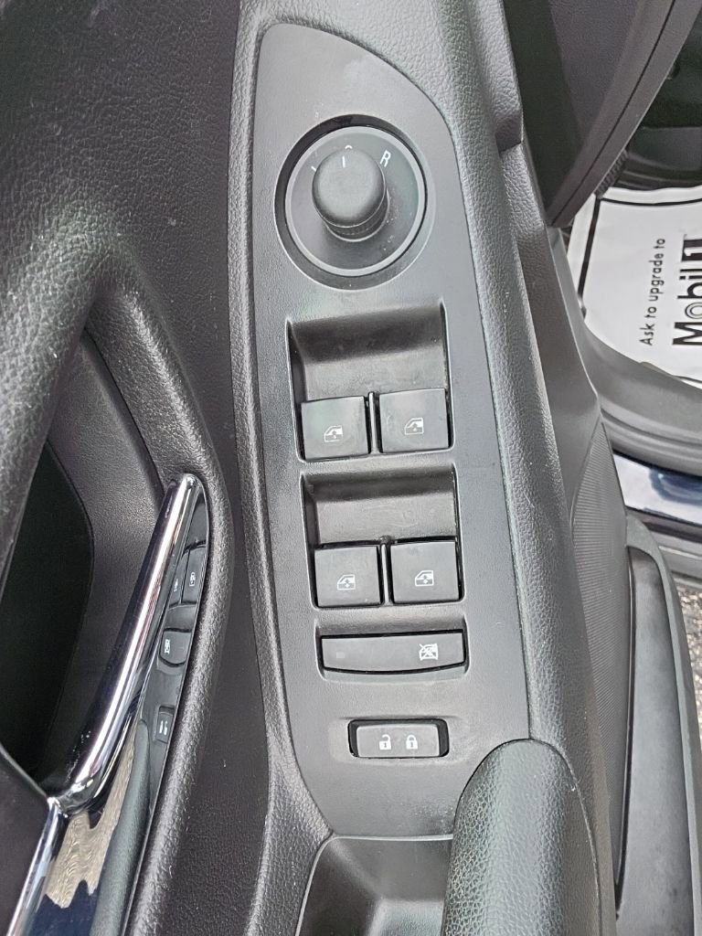 Used 2021 Chevrolet Trax LS w/ Tint and Cruise Package FWD image 20