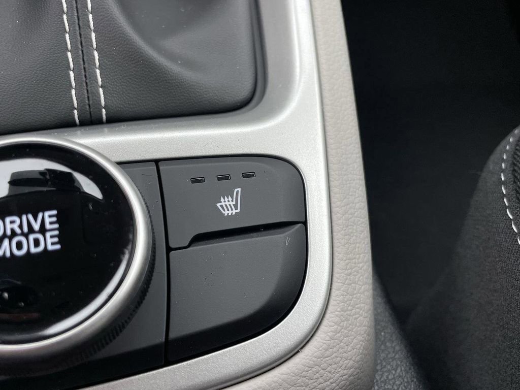 New 2026 Hyundai Venue SEL image 30