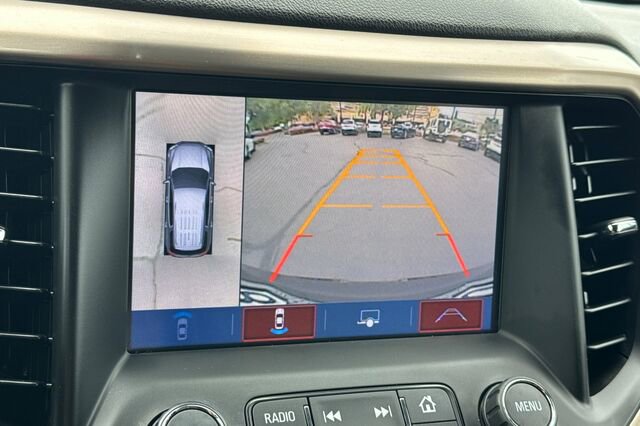 Used 2017 GMC Acadia Denali w/ Technology Package AWD/4WD image 22