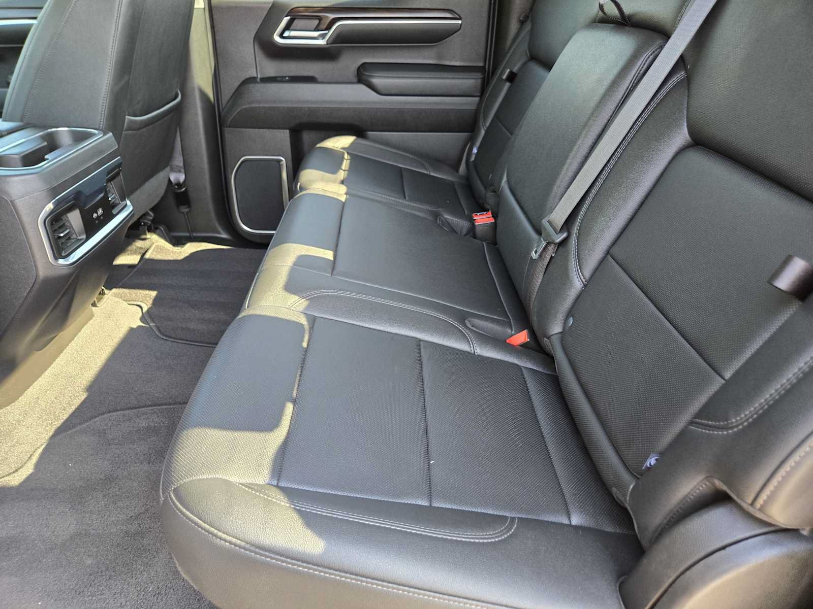 Certified 2023 GMC Sierra 1500 SLT RWD image 29