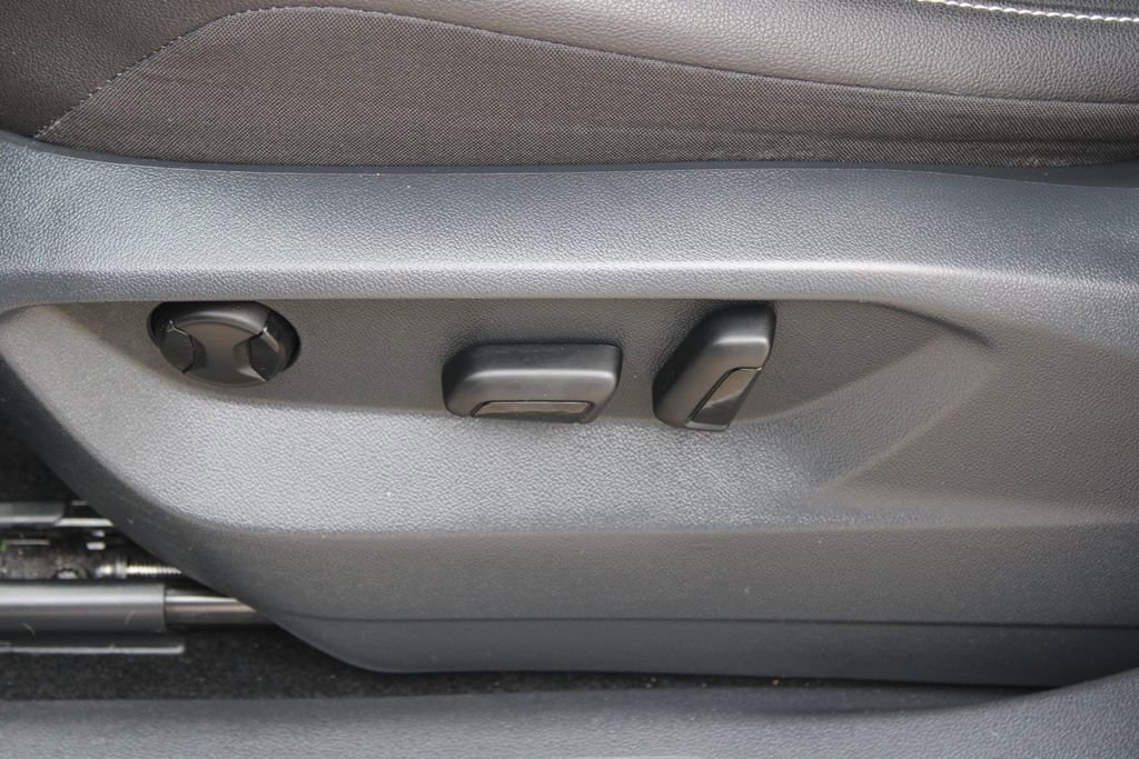 Certified 2021 Volkswagen Tiguan SEL AWD/4WD image 10