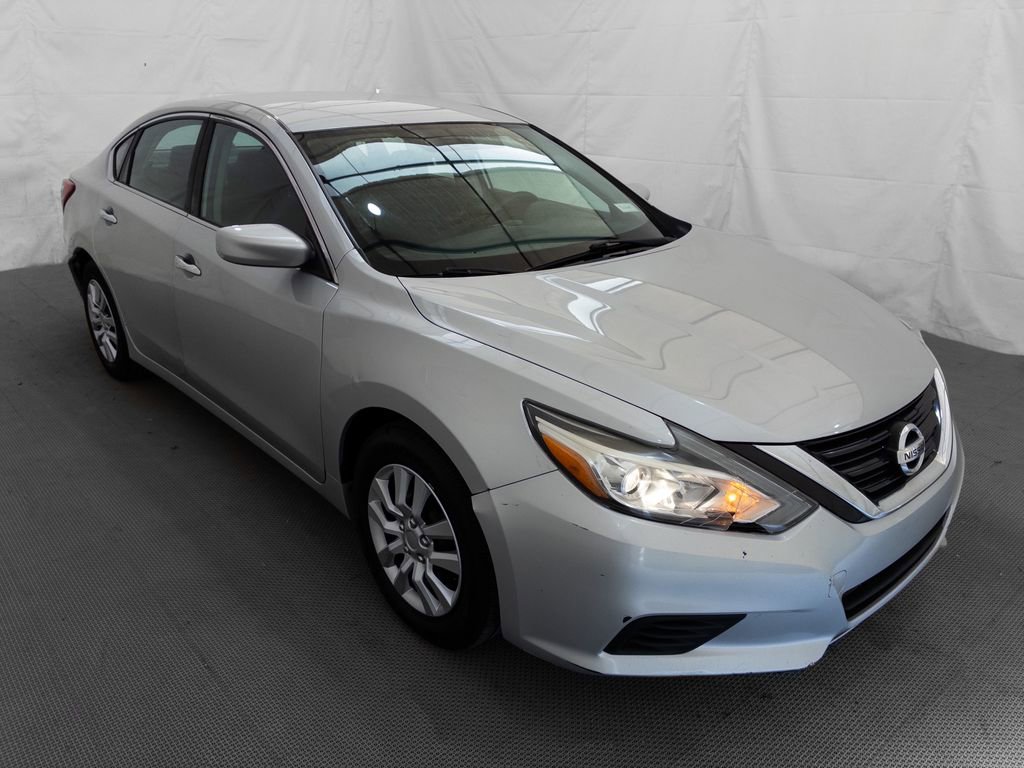 Used 2017 Nissan Altima 2.5 S w/ Power Driver Seat Package image 8