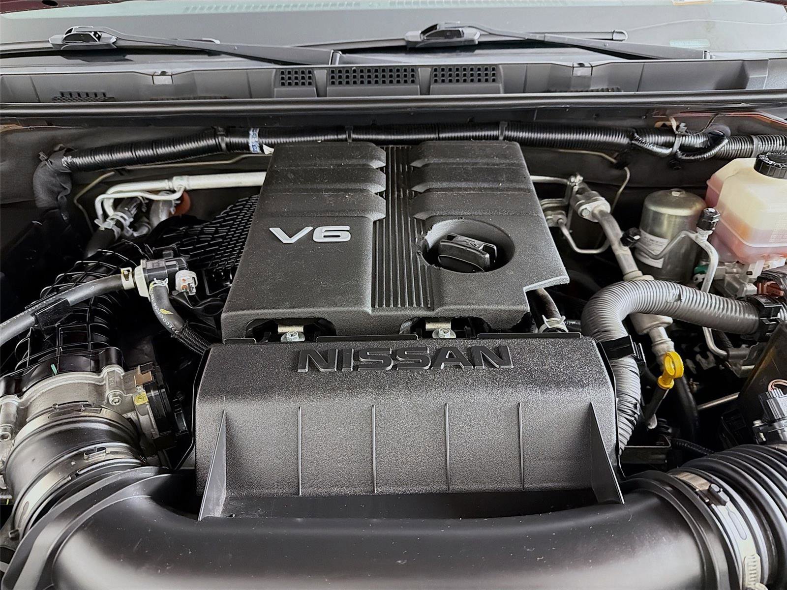 Used 2022 Nissan Frontier PRO-4X w/ Pro-4X Premium Package image 31