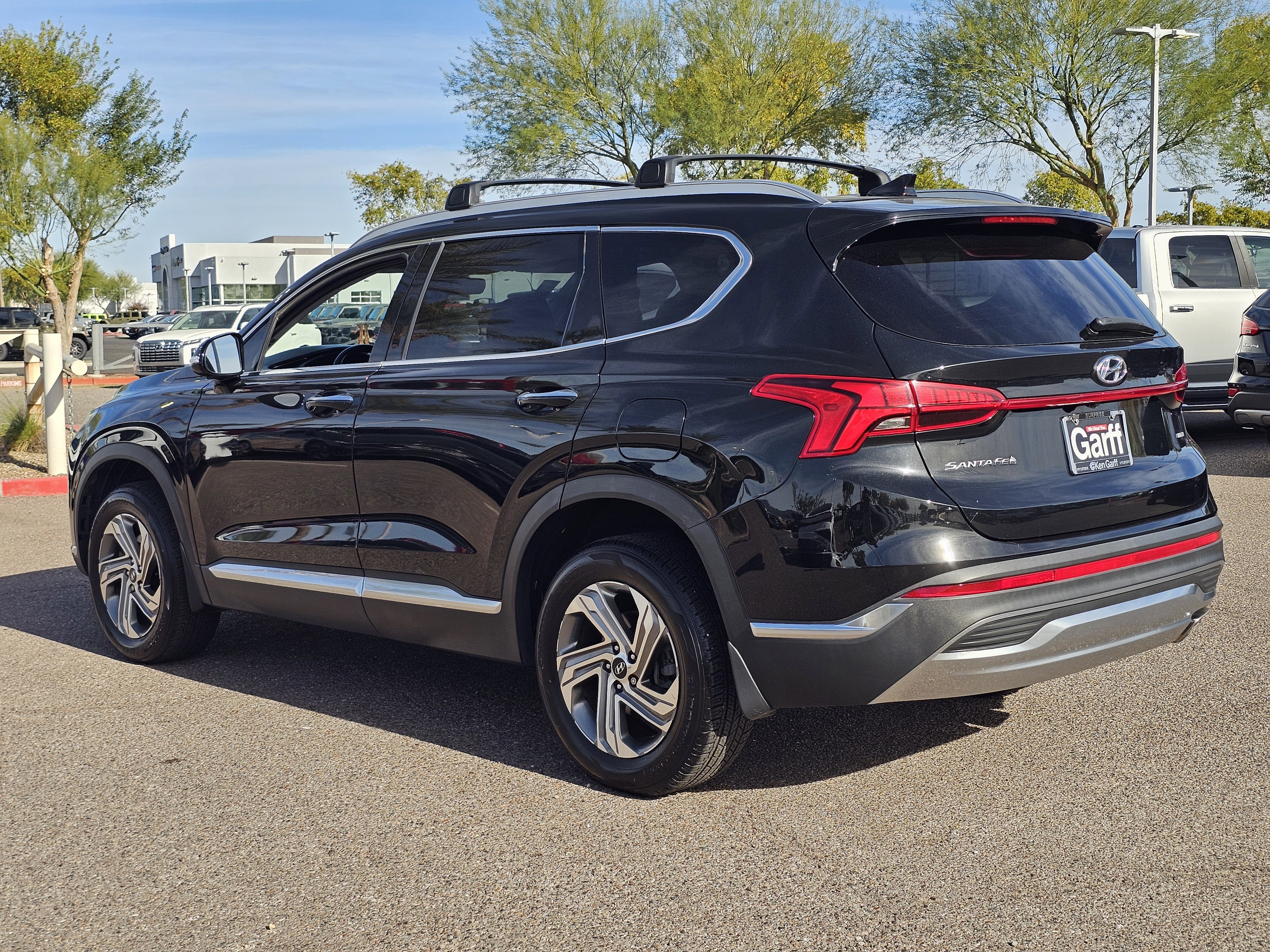 Used 2021 Hyundai Santa Fe SEL w/ Convenience + Premium Package image 5