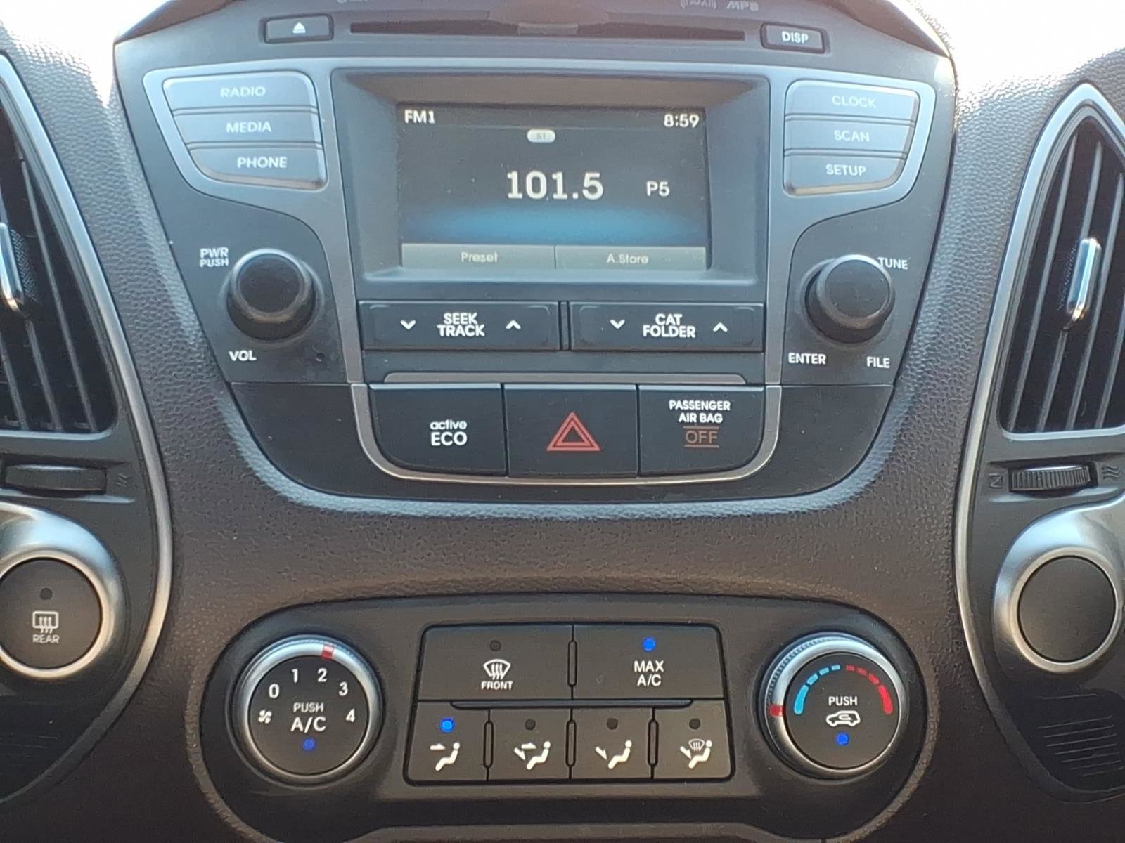 Used 2015 Hyundai Tucson SE AWD/4WD image 6