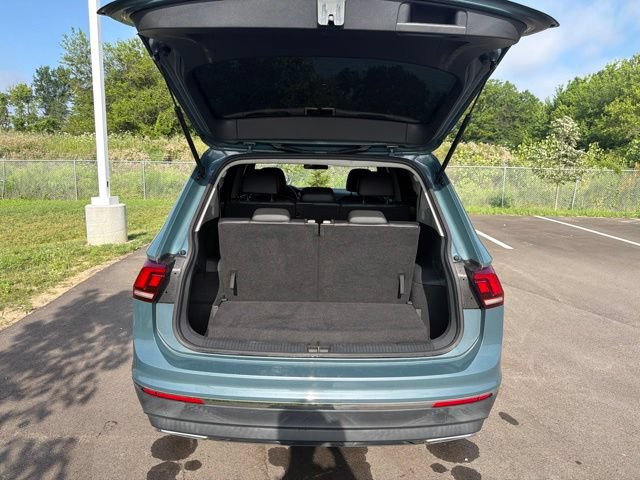 Used 2020 Volkswagen Tiguan SE FWD image 10