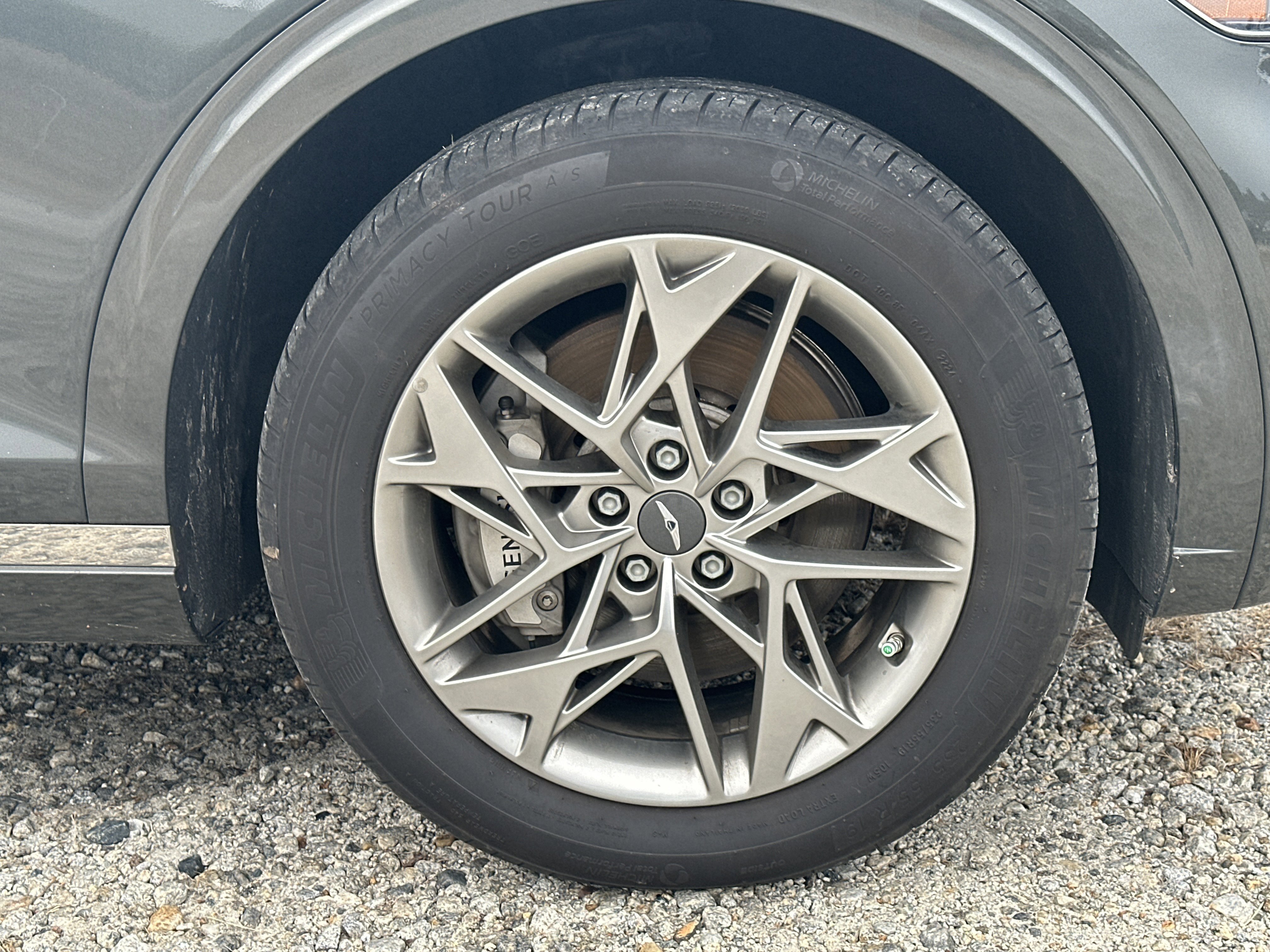 Used 2025 Genesis GV70 2.5T image 12