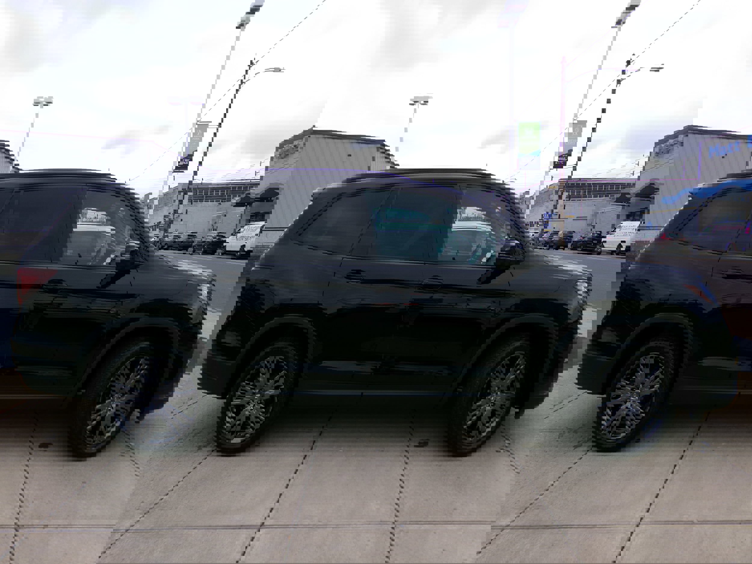 Certified 2022 Honda Pilot Sport image 4