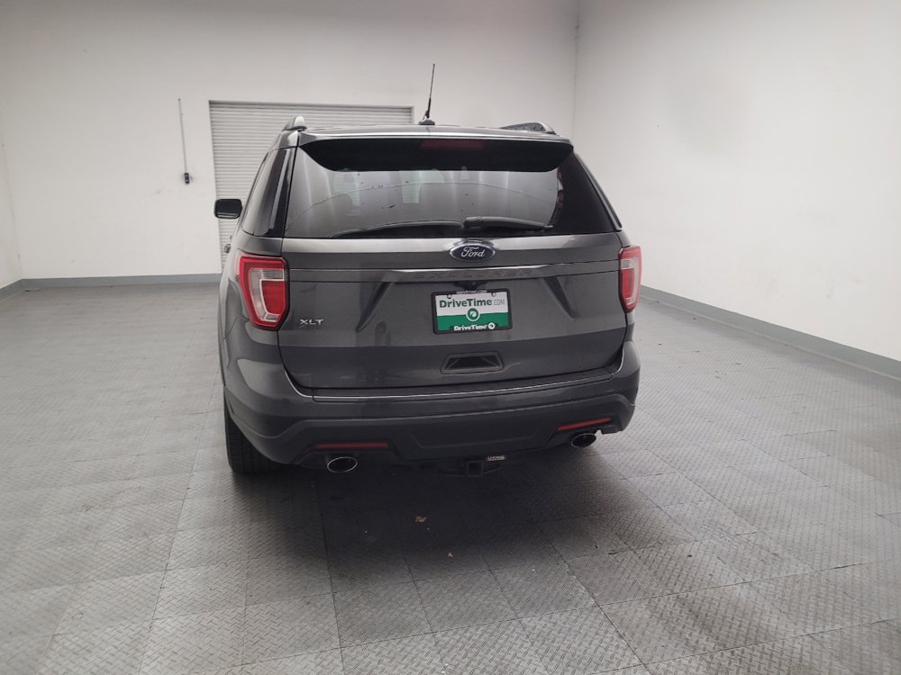 Used 2019 Ford Explorer XLT w/ Equipment Group 202A FWD image 6