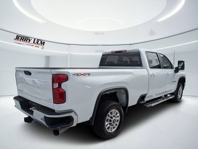 Used 2025 Chevrolet Silverado 2500 LT w/ Convenience Package AWD/4WD image 3