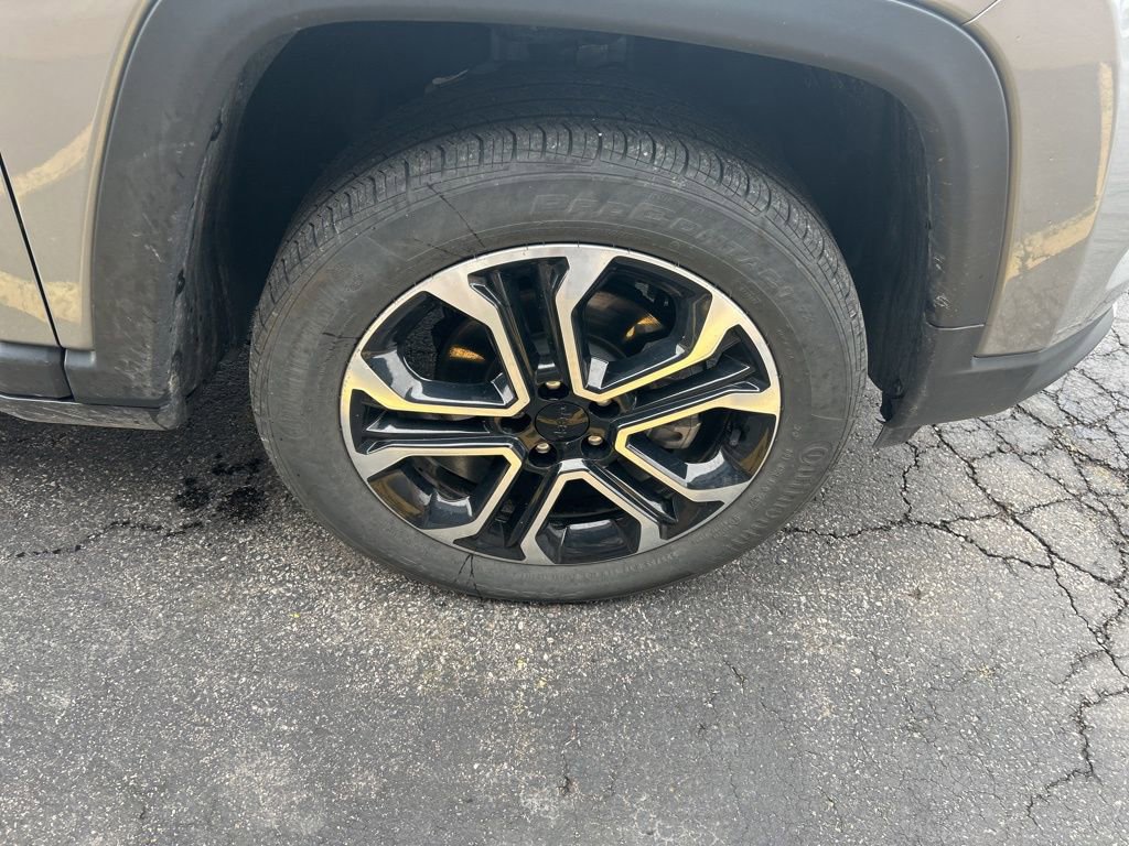 Used 2022 Jeep Compass Limited w/ Sun and Sound Group image 35