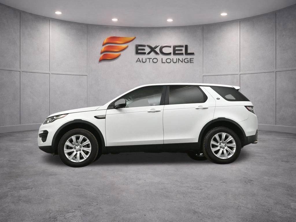 Used 2016 Land Rover Discovery Sport SE image 36