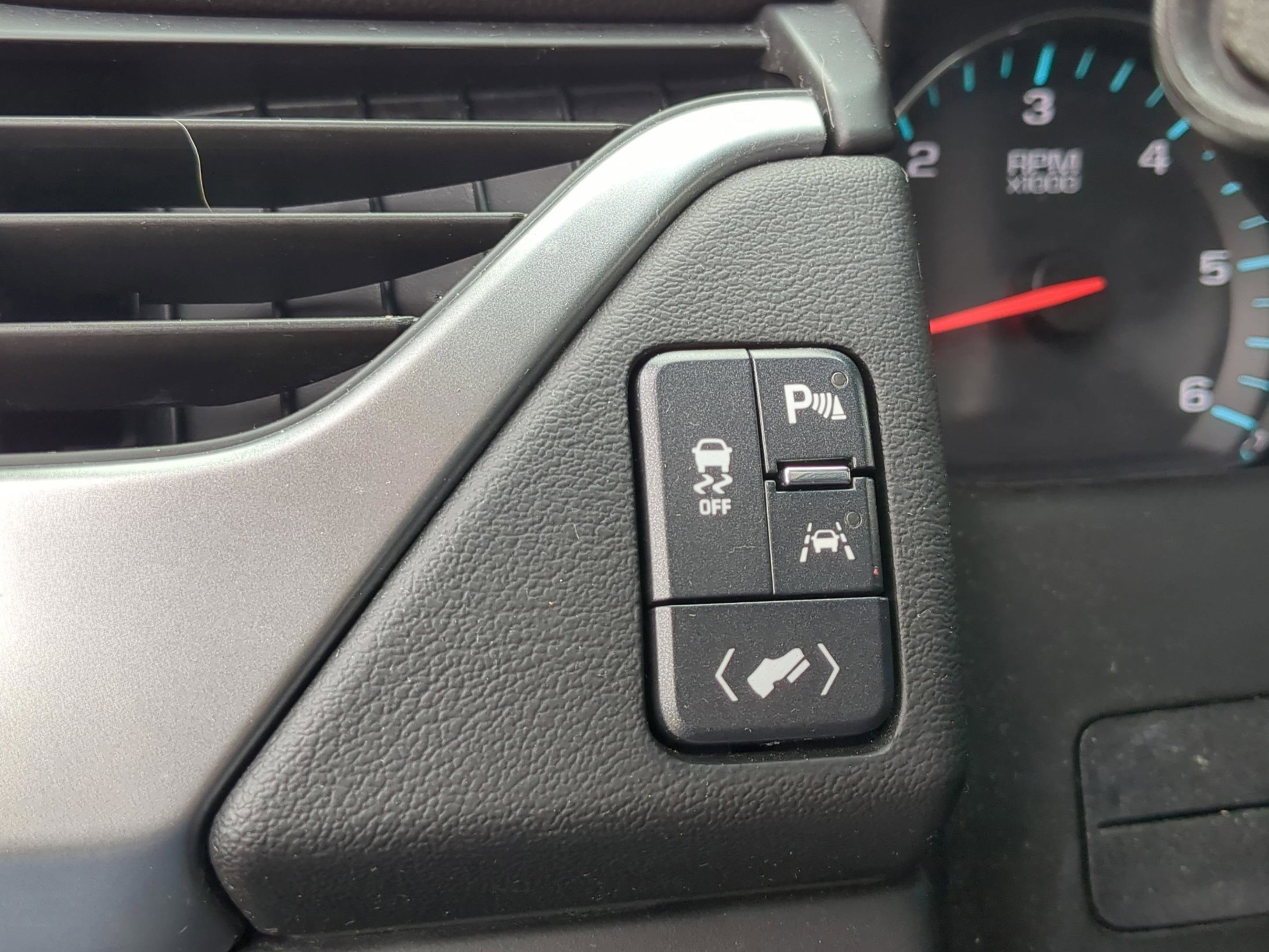 Used 2017 Chevrolet Tahoe LT image 17