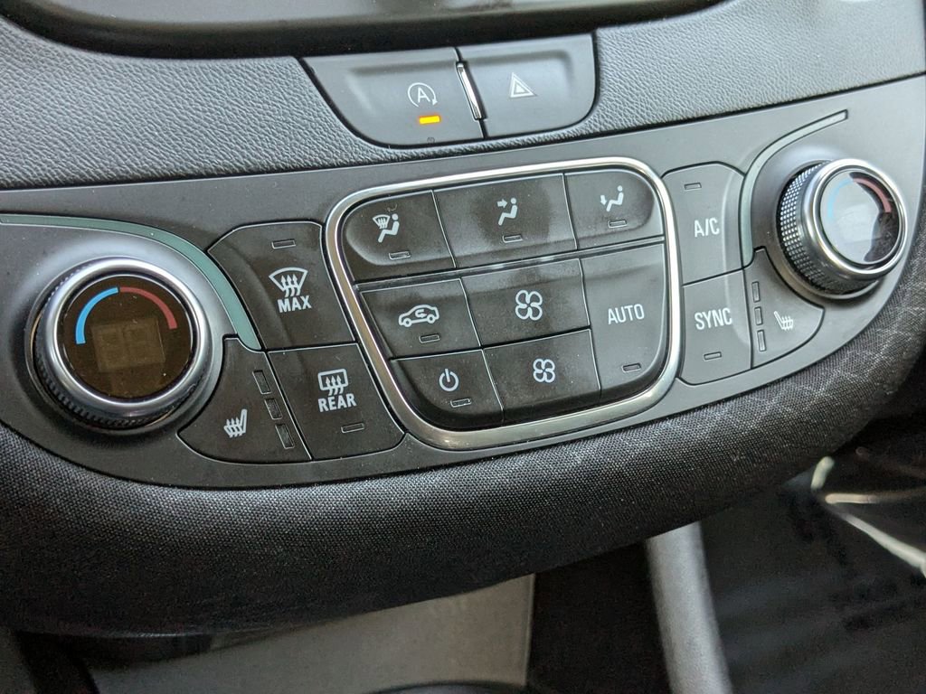 Used 2023 Chevrolet Malibu LT image 19