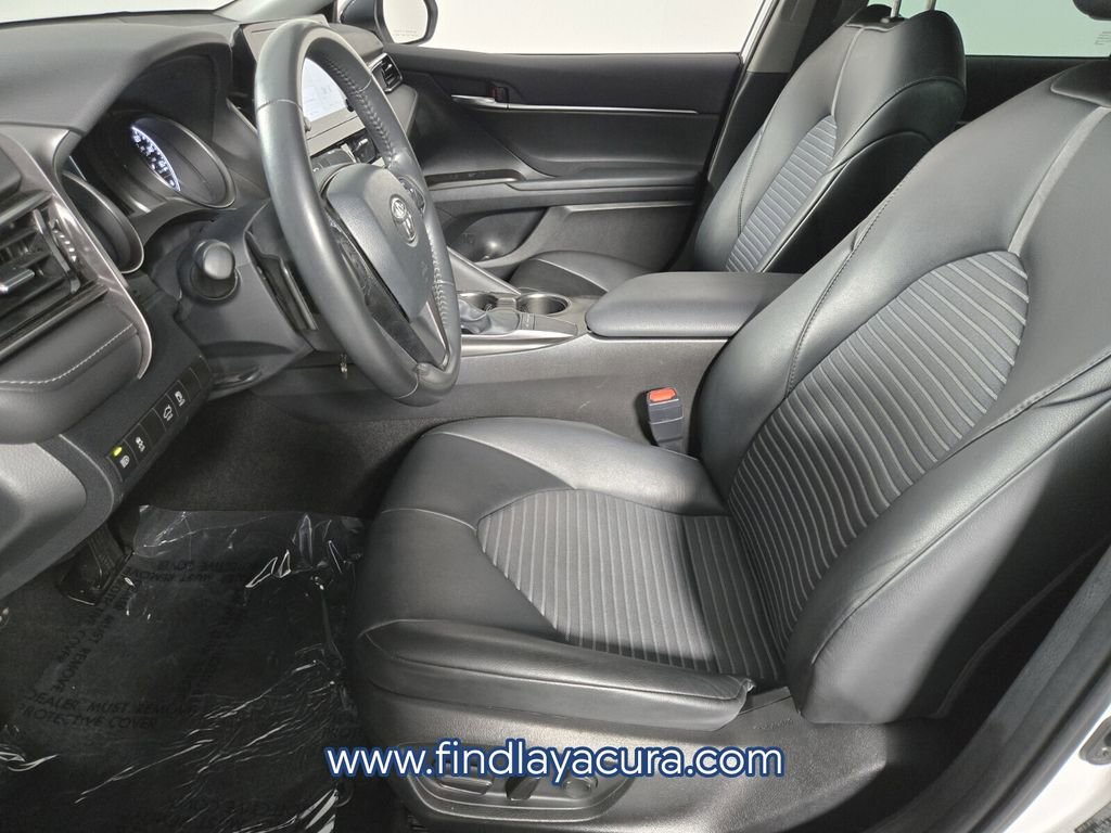 Used 2024 Toyota Camry SE FWD image 12