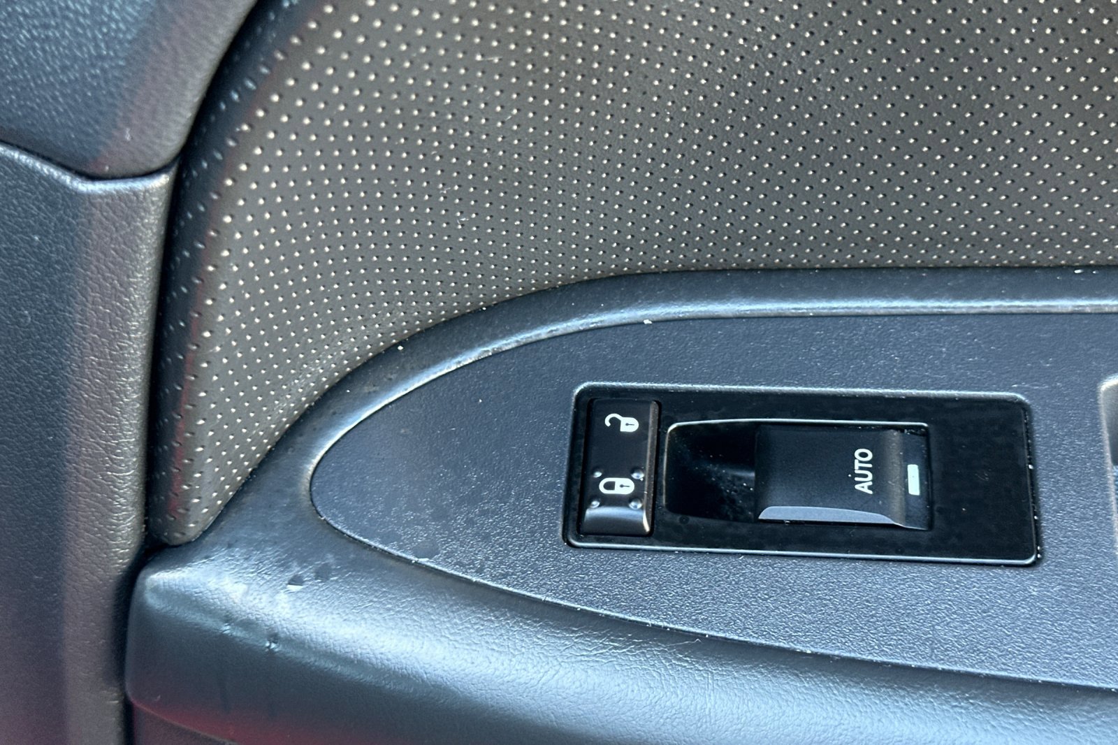 Used 2012 Dodge Challenger R/T image 20