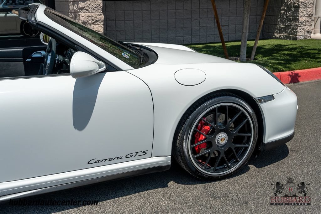 Used 2012 Porsche 911 Cabriolet image 34