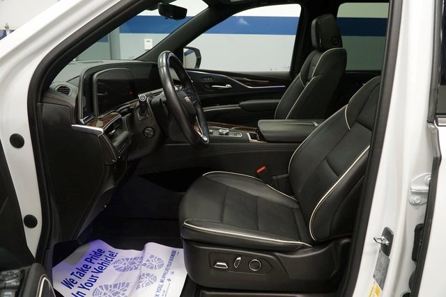 Certified 2023 Cadillac Escalade Premium Luxury image 12