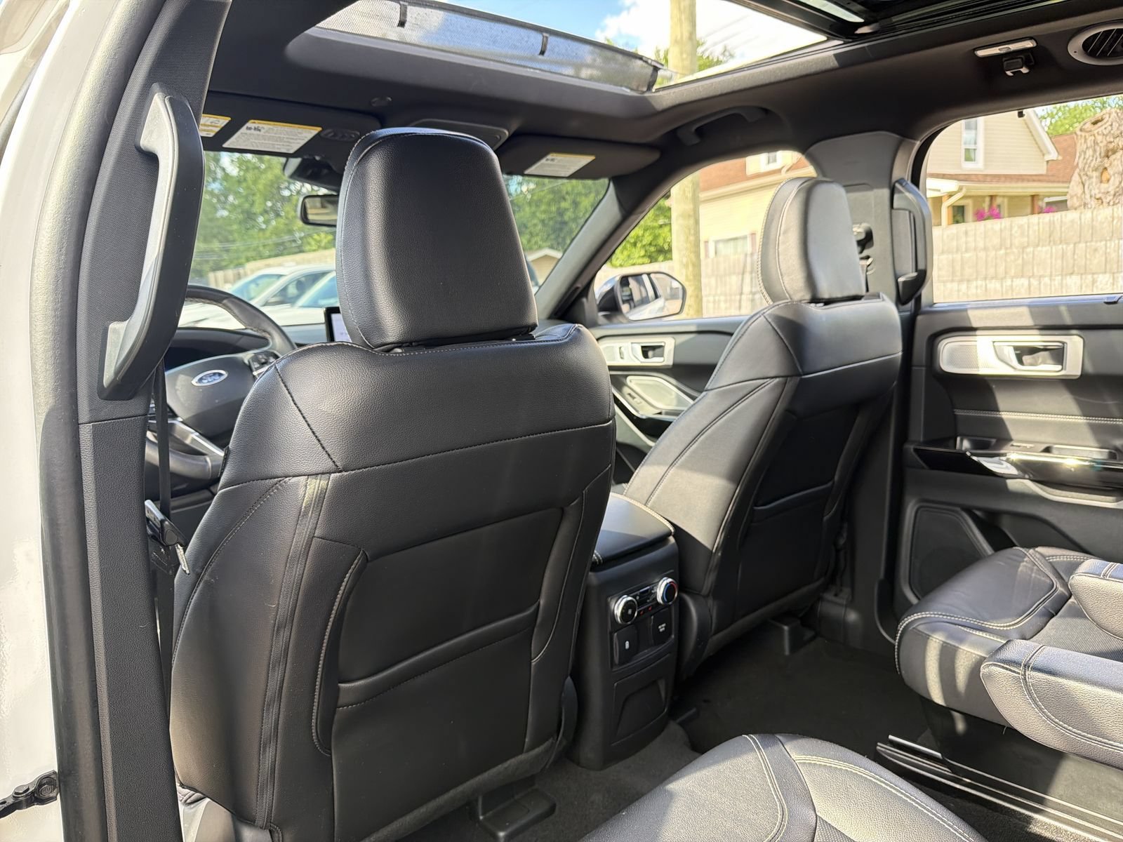 Used 2024 Ford Explorer ST w/ Equipment Group 401A AWD/4WD image 27