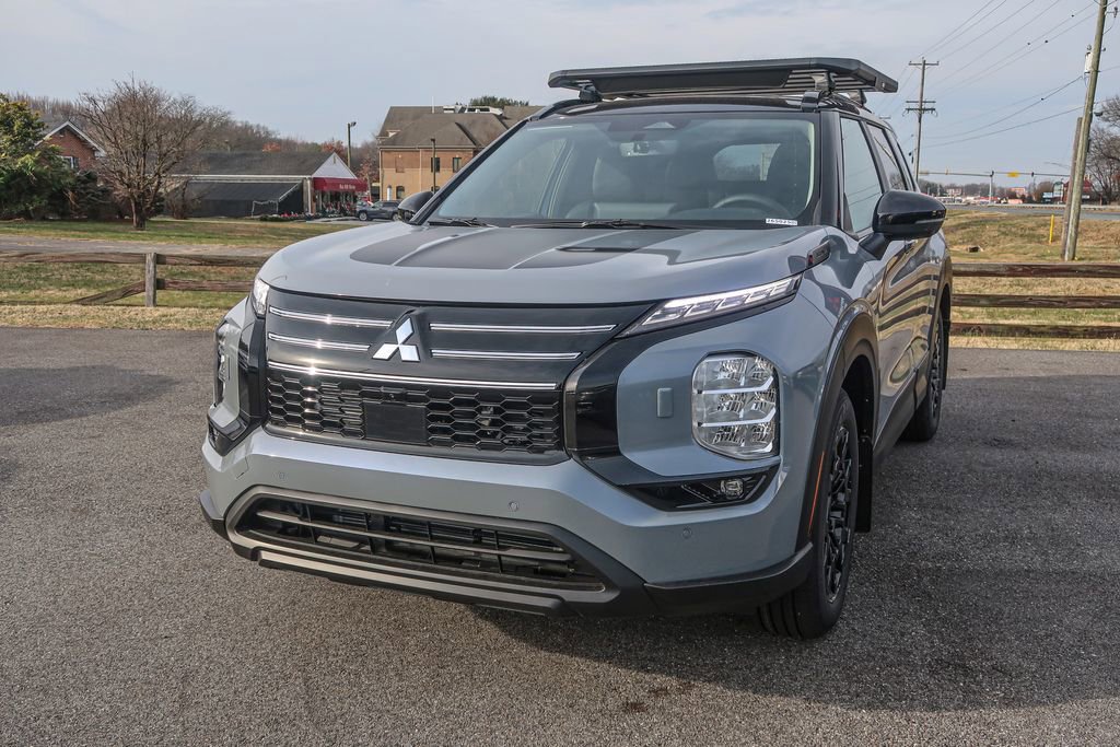 New 2026 Mitsubishi Outlander Trail Edition image 5