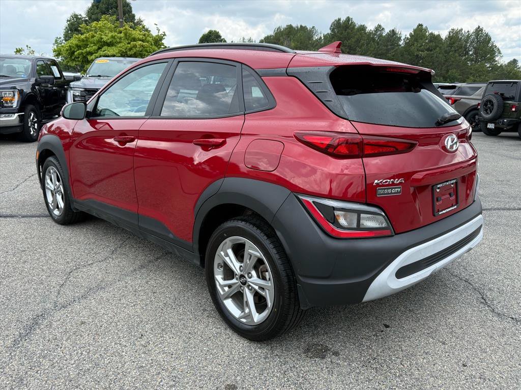 Used 2022 Hyundai Kona SEL w/ Cargo Package AWD/4WD image 3