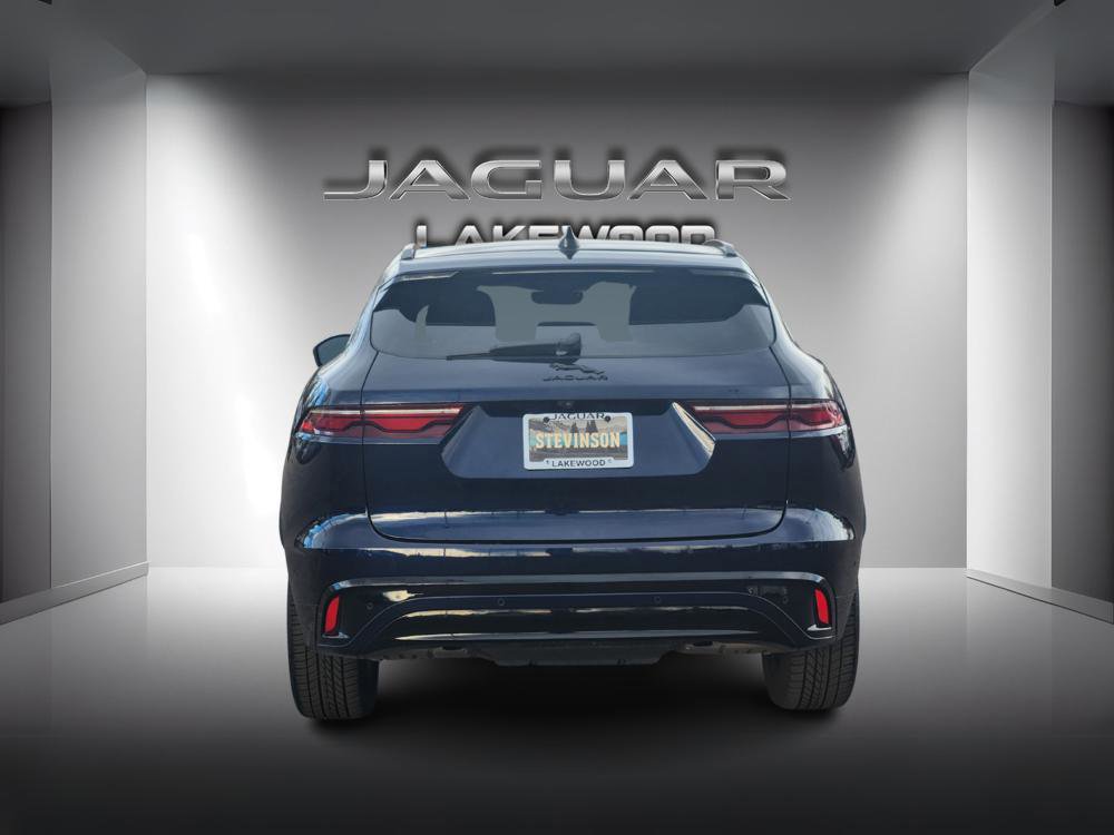 Used 2024 Jaguar F-PACE R-Dynamic S image 4