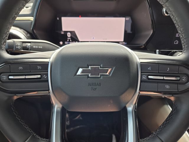 Used 2024 Chevrolet Colorado ZR2 w/ Safety Package AWD/4WD image 32