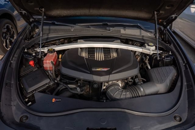 Used 2019 Cadillac CTS V w/ Luxury Package RWD image 25