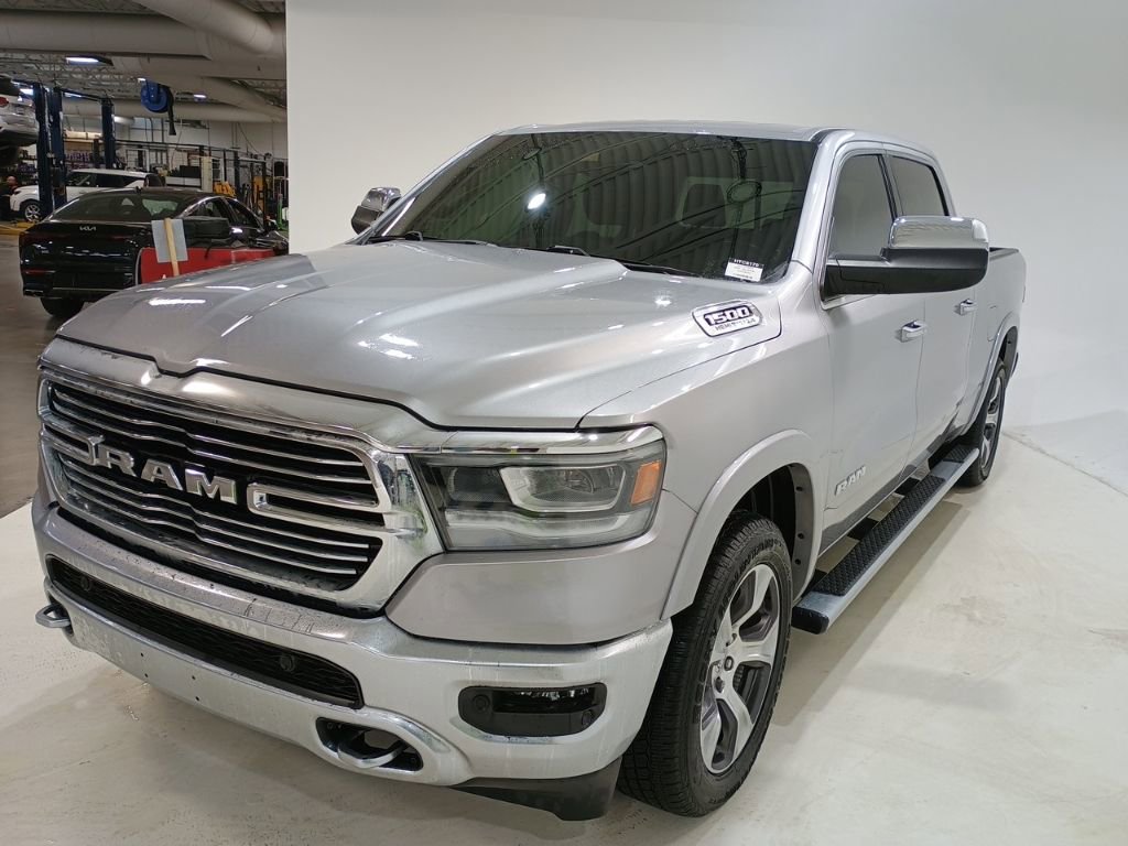 Used 2022 RAM 1500 Laramie AWD/4WD image 3