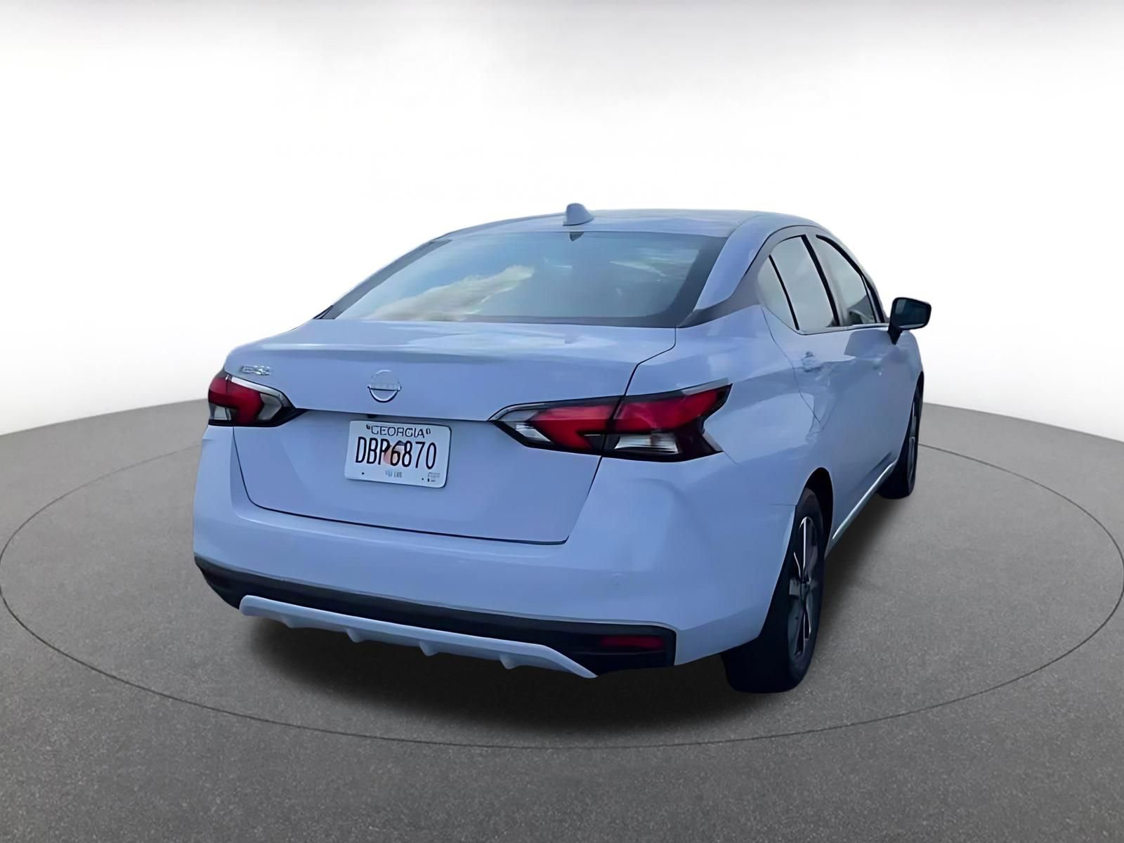 Used 2025 Nissan Versa SV FWD image 15