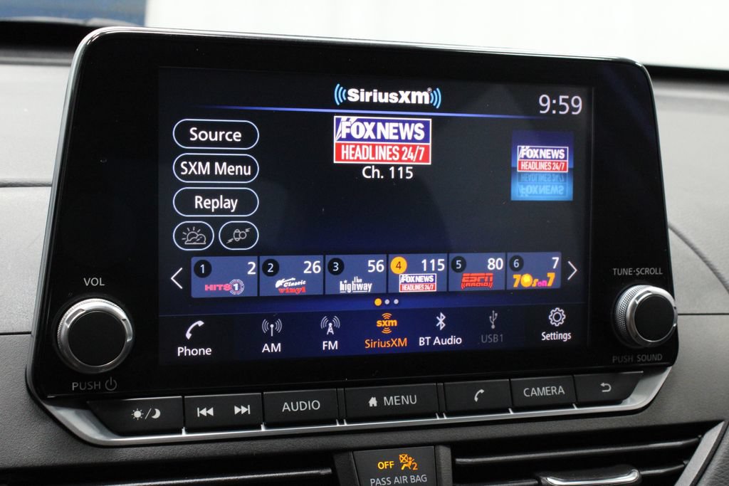 Used 2021 Nissan Altima 2.5 SV FWD image 3