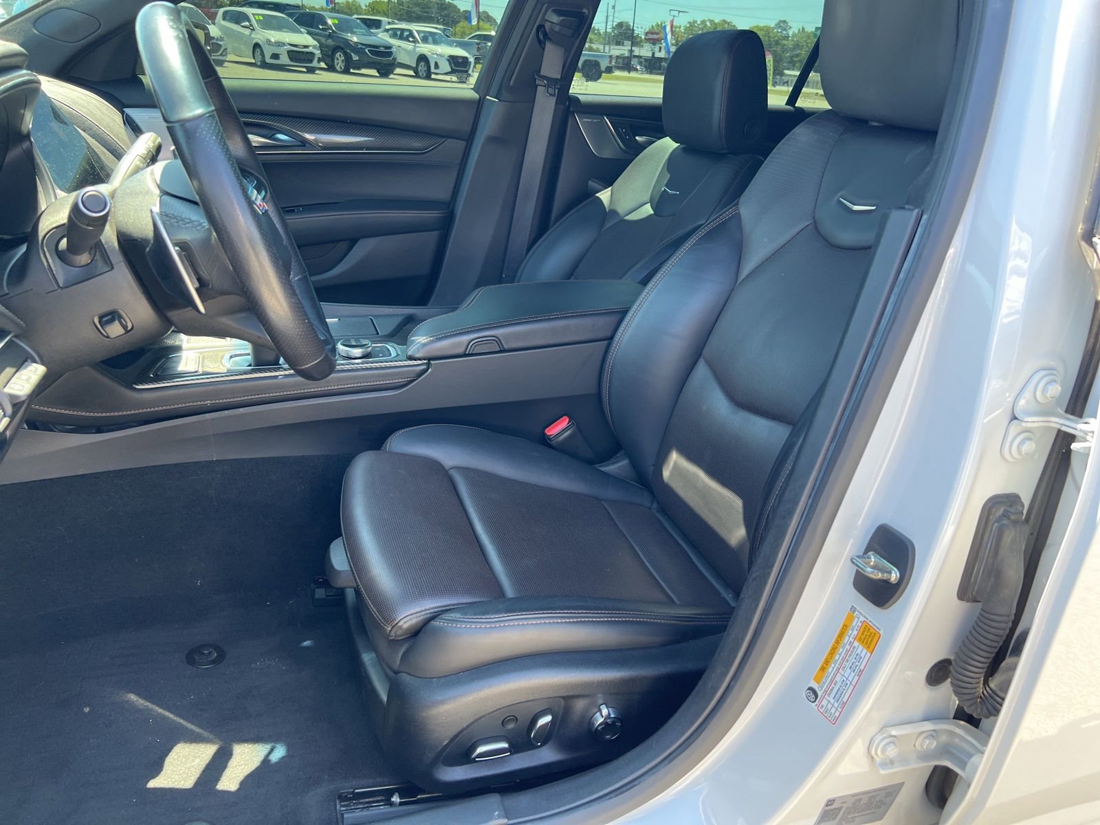 Used 2023 Cadillac CT5 Sport w/ Parking Package AWD/4WD image 9