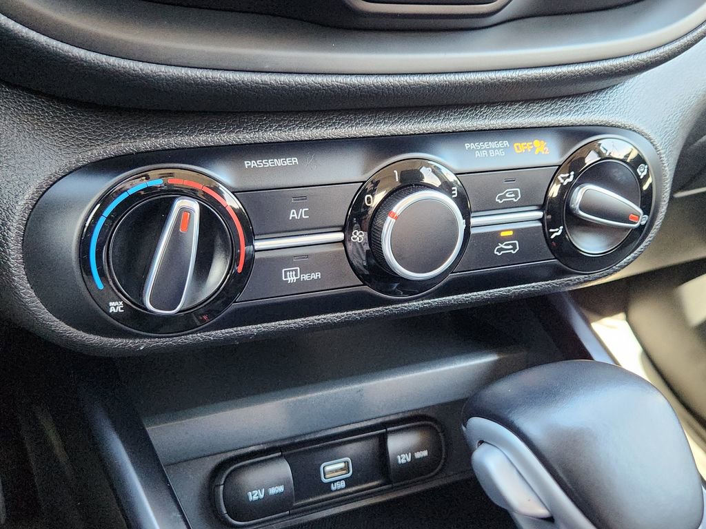 Certified 2021 Kia Soul GT-Line FWD image 18