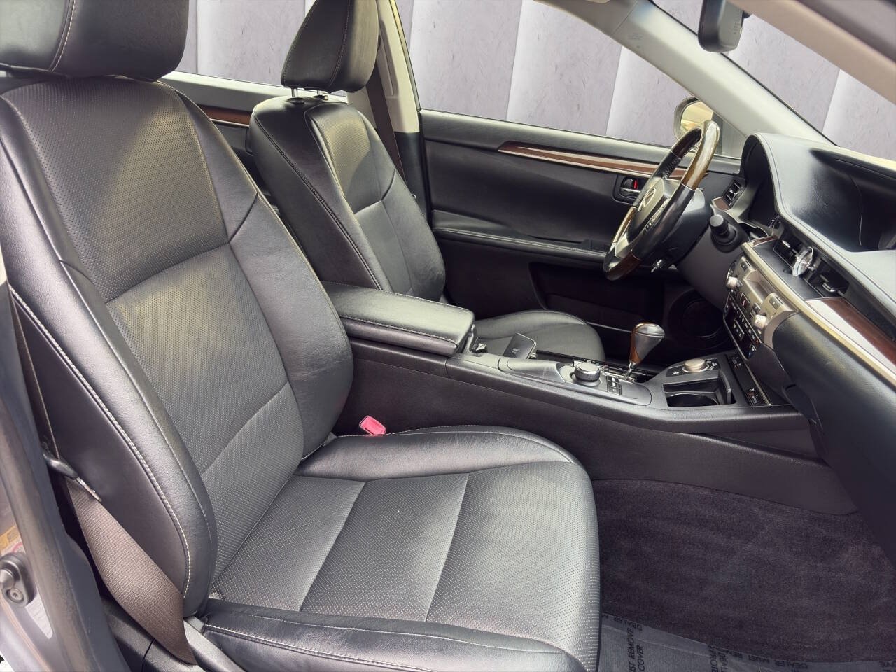 Used 2014 Lexus ES 350 w/ Premium Package FWD image 11