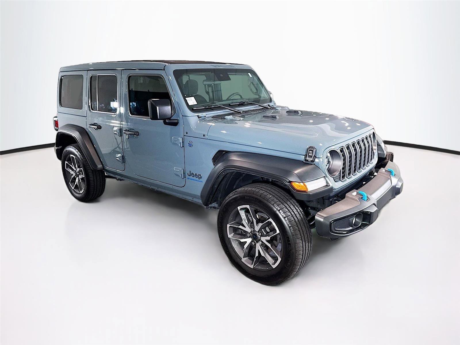Used 2024 Jeep Wrangler Unlimited w/ Technology Group AWD/4WD image 31