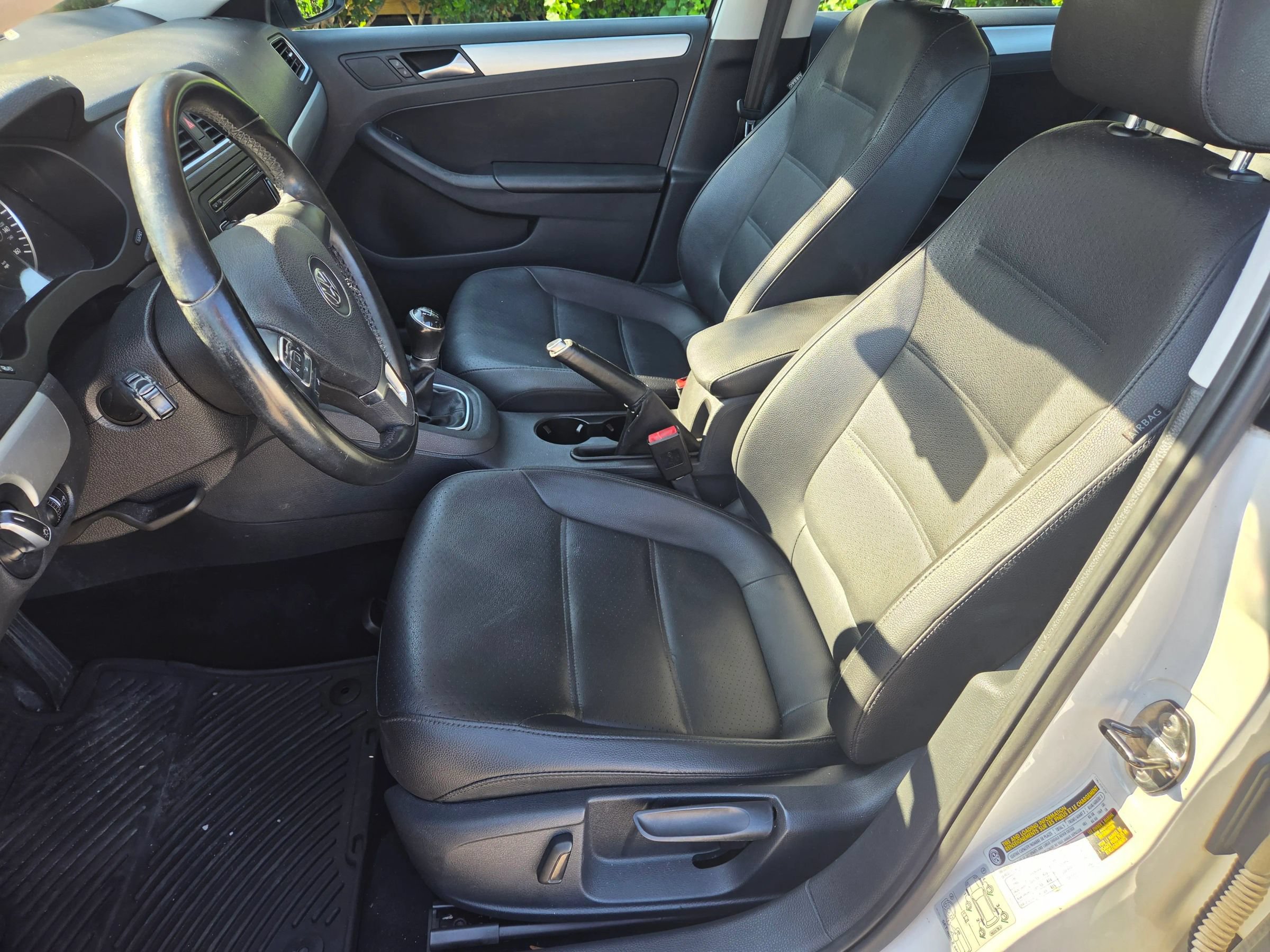 Used 2013 Volkswagen Jetta SE FWD image 15