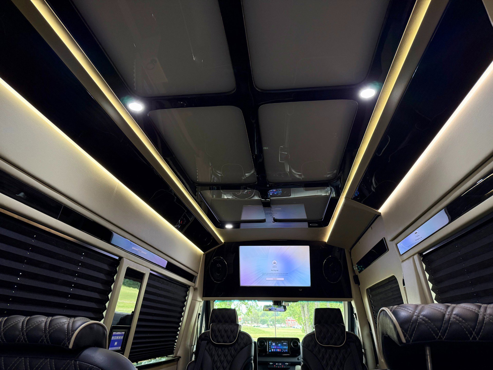 Used 2020 Mercedes-Benz Sprinter 3500 image 42