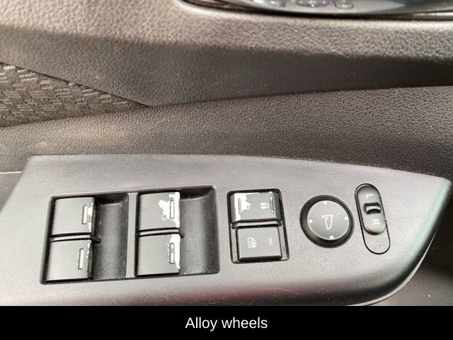 Used 2016 Honda CR-V EX image 11