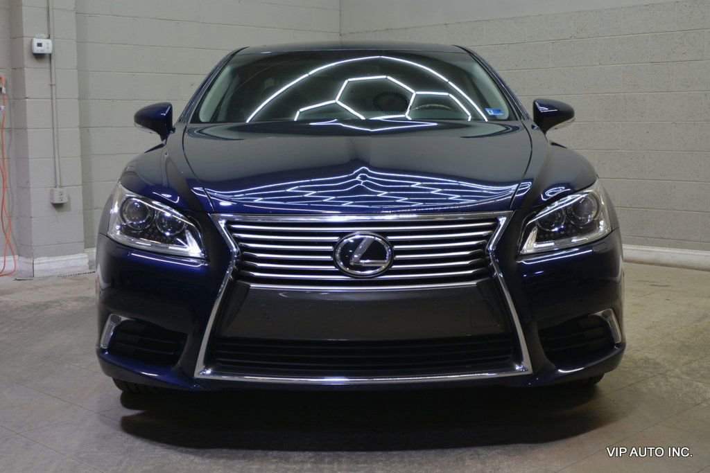 Used 2013 Lexus LS 460 w/ Comfort Pkg RWD image 34