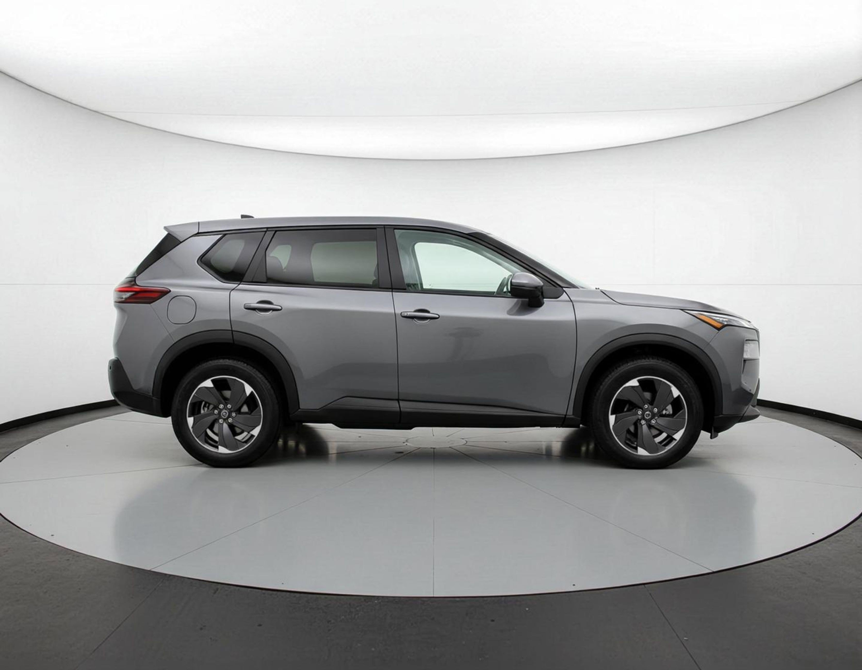 Used 2025 Nissan Rogue SV FWD image 11