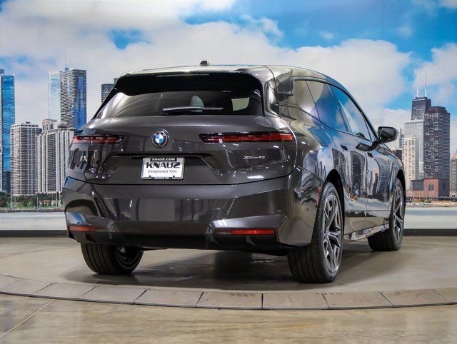 Used 2026 BMW iX xDrive45 w/ Premium Package AWD/4WD image 6