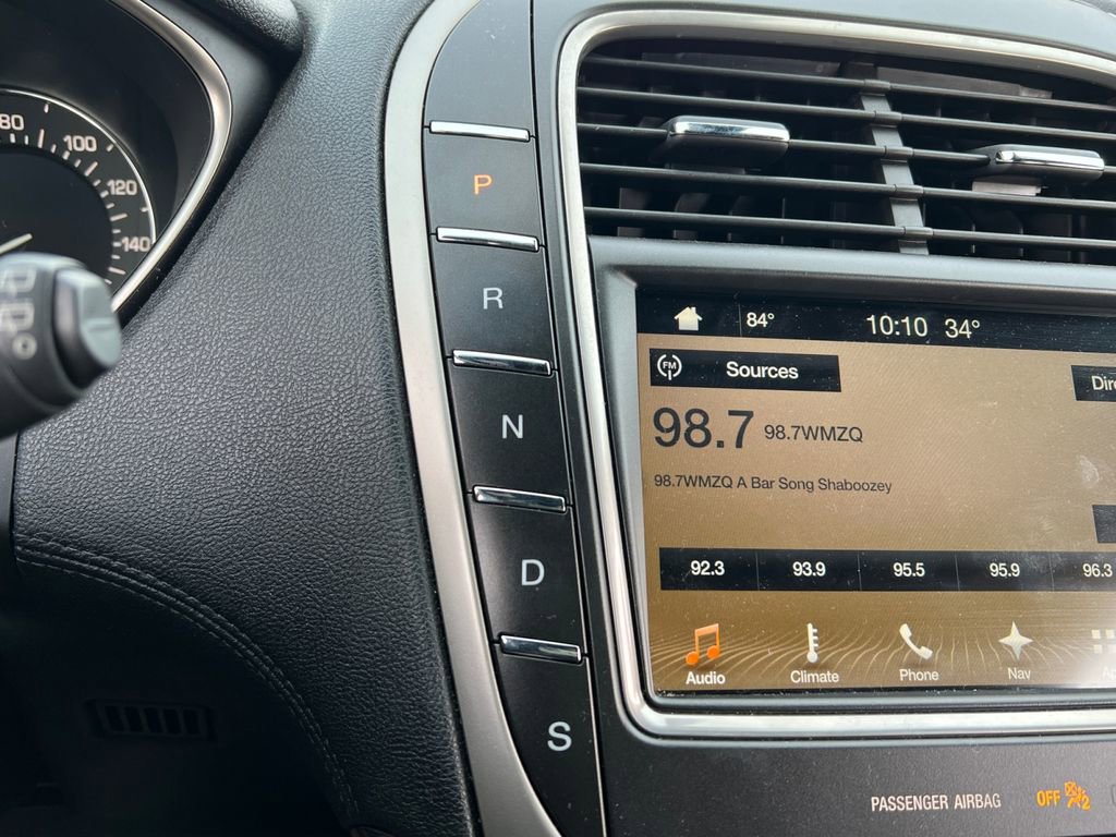 Used 2017 Lincoln MKX Select w/ Select Plus Package image 23